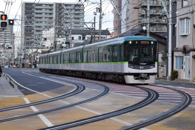 洗練されたフォルムの「800形」