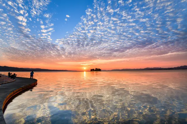 絶景とうたわれる宍道湖の夕日を満喫