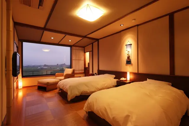 筑後川を望む客室