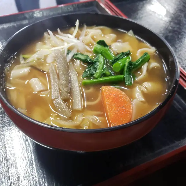 野菜たっぷりの「おっきりこみ」は群馬に訪れたならぜひ味わいたい一品