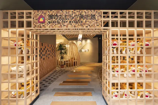 香川の伝統文化が詰まったエントランス