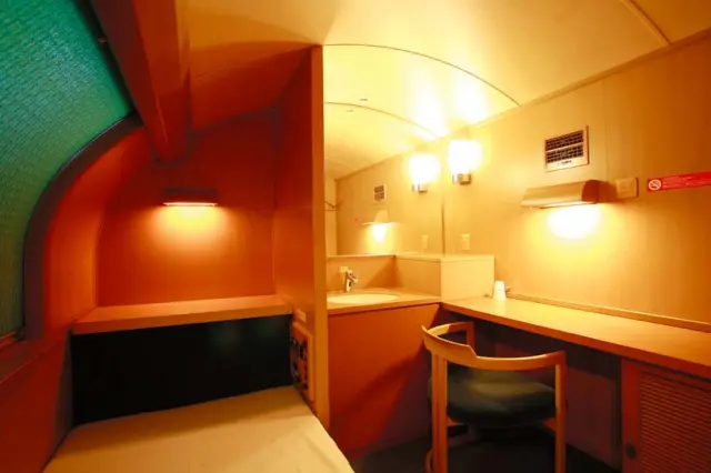 ゆったりとくつろげる「シングルデラックス」