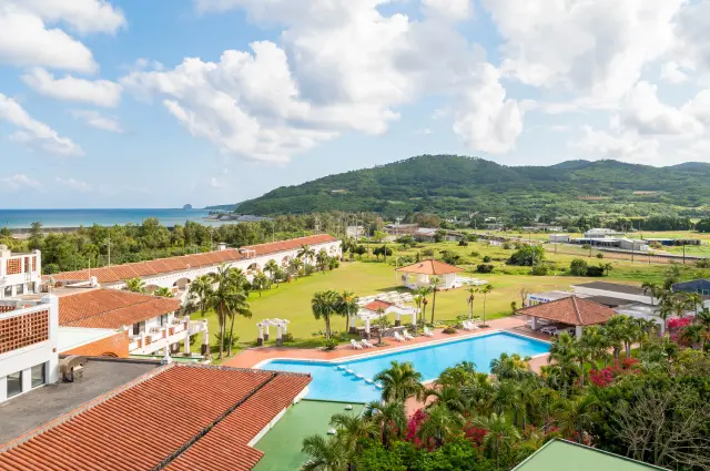 パークゴルフや、バドミントンなどアウトドアスポーツも可能なガーデン