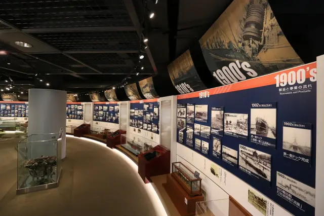 川崎重工グループの120年を超える歴史を紹介する「ヒストリーコーナー」