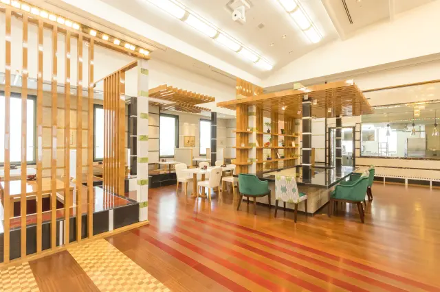 インテリアにもこだわったお食事処「恵の織」