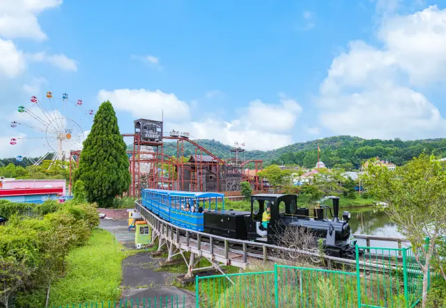 0歳から利用できる本格的な汽車アトラクション「SLとうじょう号」