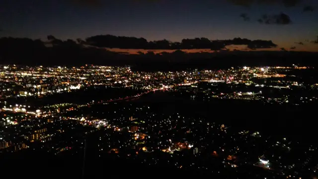 刻一刻と表情を変える壮大な景観が素晴らしい