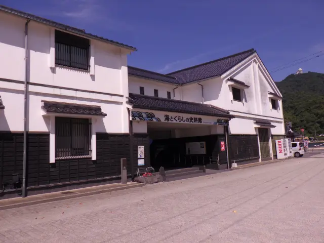 明治時代に建てられた酒蔵を再利用した資料館