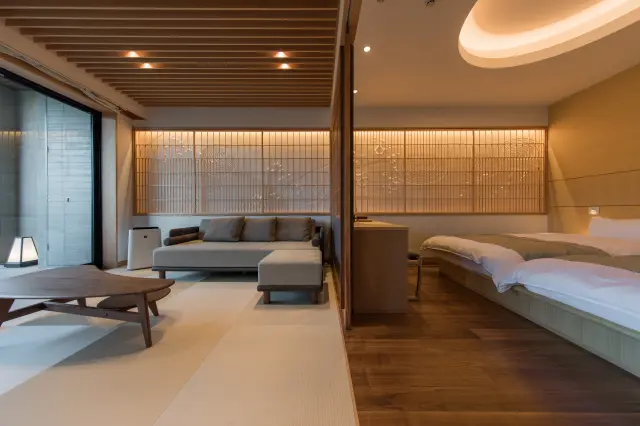和紙、組子を用いた和モダン空間「鶯宿セミスイート」