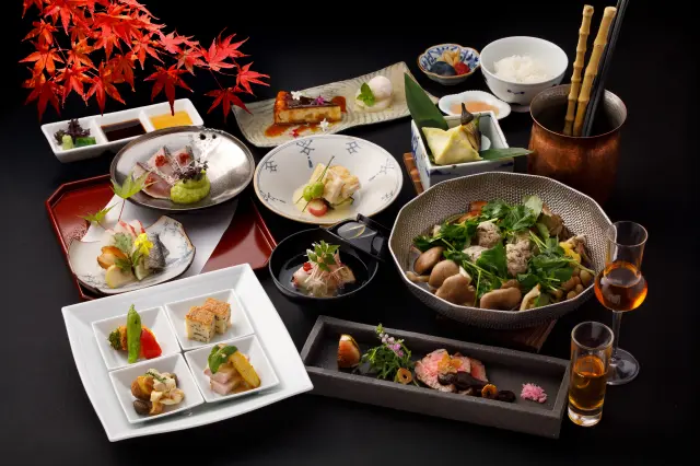 地元九州の厳選素材を用いた「うめひびき会席」