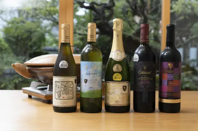 地元の特産品であるワインも用意