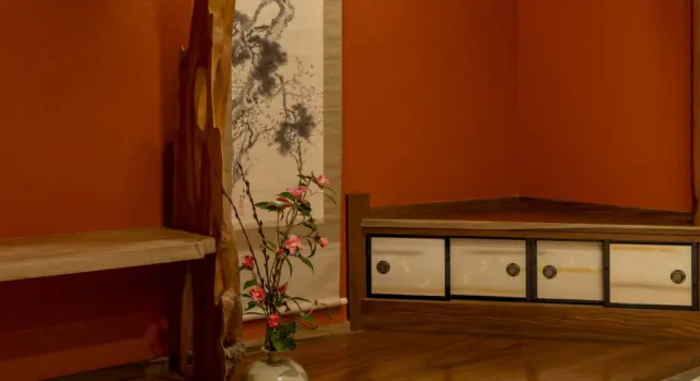 掛け軸や生花など、隅々に美が宿る