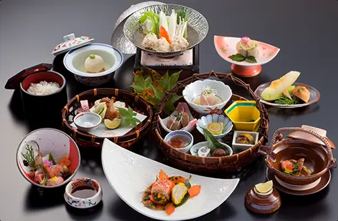 各種お祝い事など、場面に合わせた懐石料理も提供