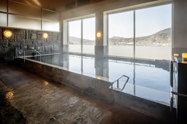 とろりとした「美肌の湯」は日帰り温泉でも楽しめる