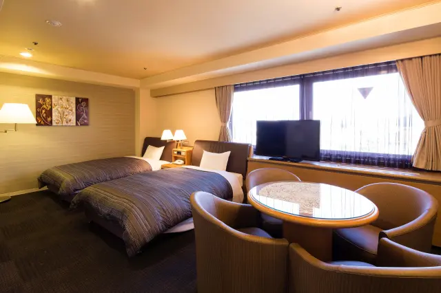 優雅な姫路ステイをかなえる客室「ロイヤル」