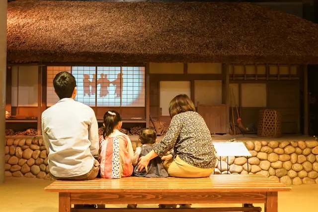 影絵にあわせて音楽が聴ける演出が楽しい