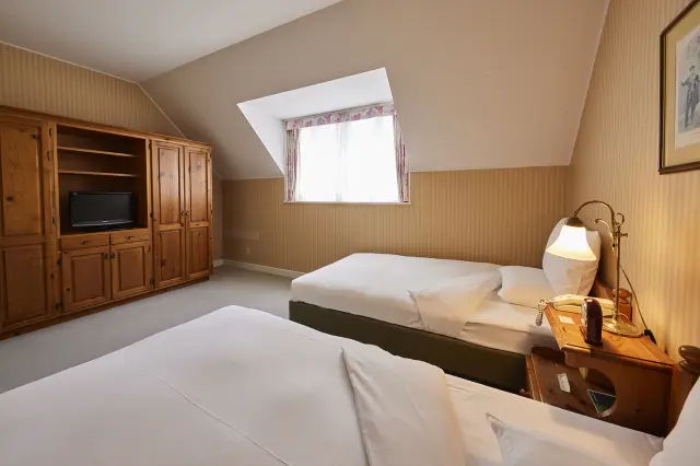 2階には独立した寝室を2部屋用意する