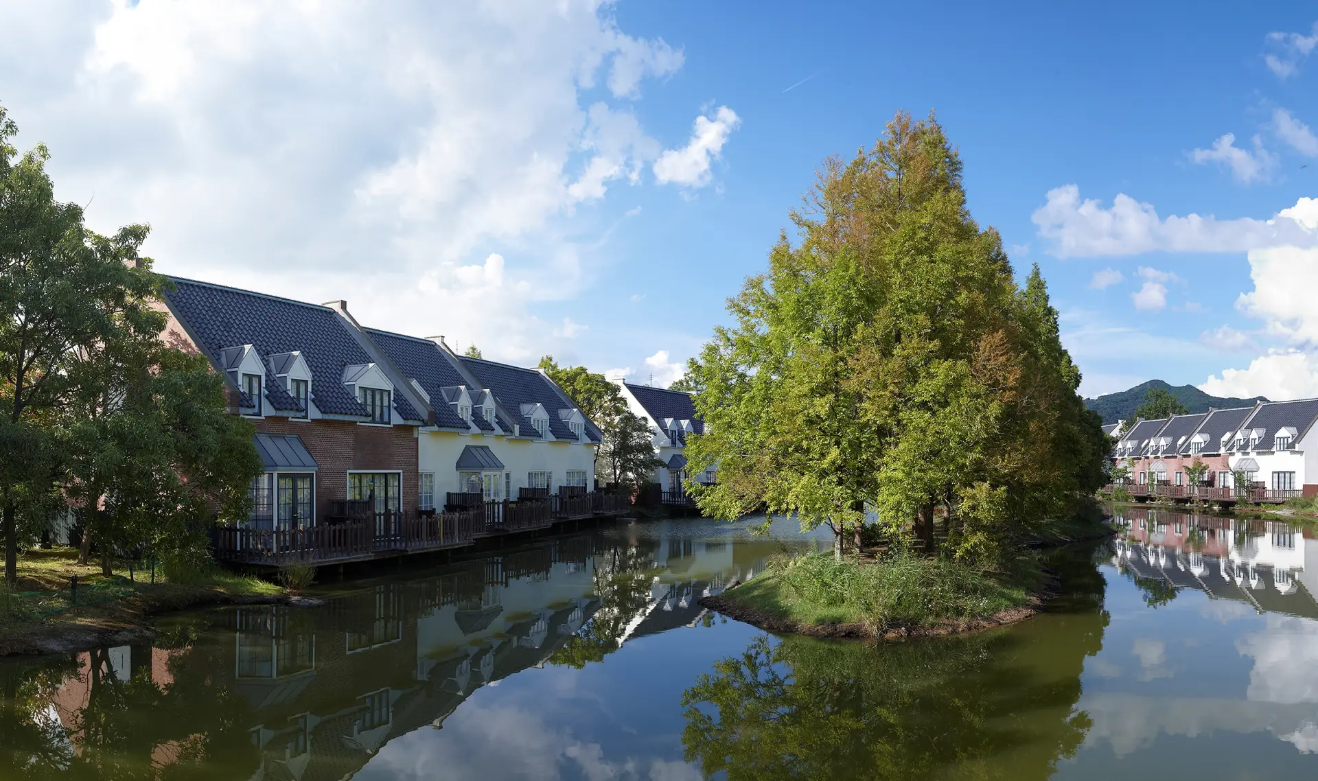 フォレストヴィラ