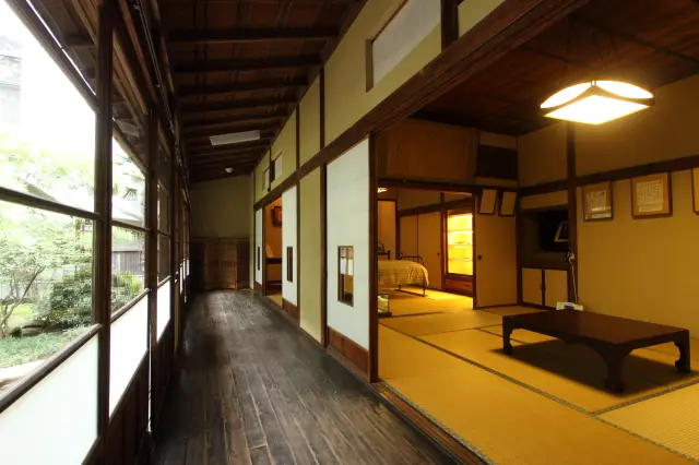 土井晩翠に関するさまざまな資料を展示