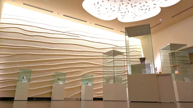 遺跡で出土した重要文化財も公開する