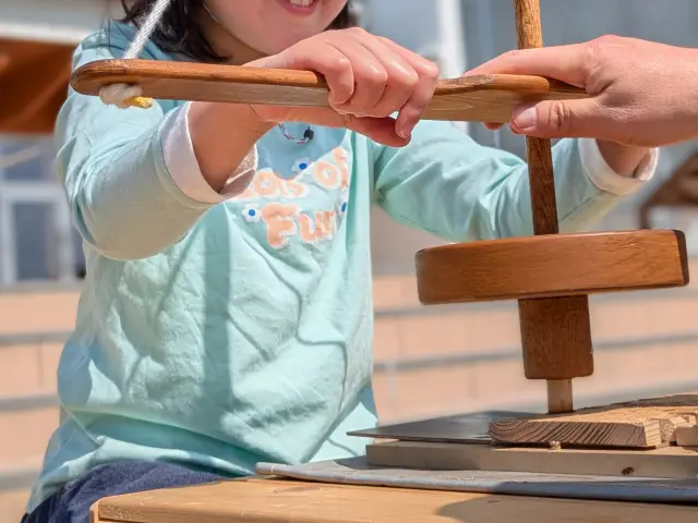 子どもも気軽に参加できる「火おこし体験」