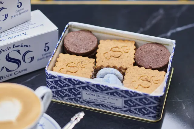 おみやげにぴったりな焼き菓子も販売