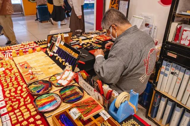 職人の実演販売の実施も