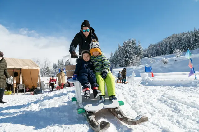 冬季には雪遊びを体験できるプログラムも開催 (Photo by Nakamura Osamu)