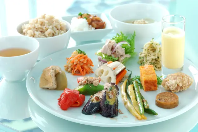 「越後まつだい里山食堂」では旬の味わいが楽しめる