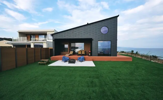 洗練されたモダンな設えが際立つ「Y1」