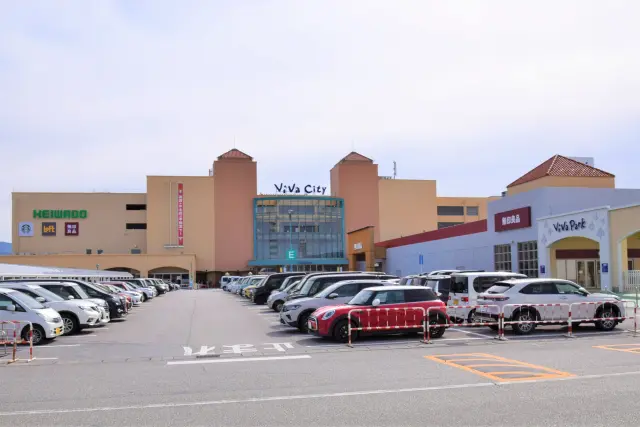 JR南彦根駅から徒歩すぐとアクセスの利便性も抜群