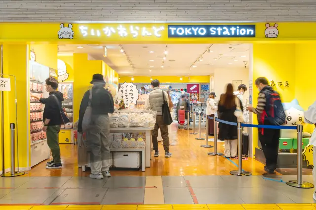 ほんわか癒される、やさしい雰囲気の店内