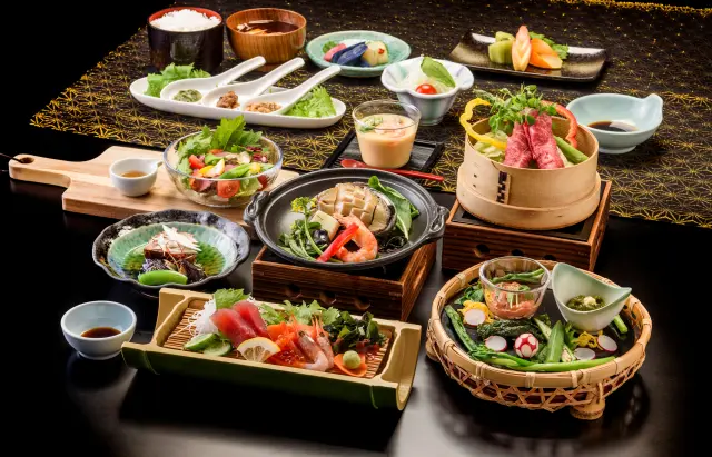 山形・庄内の旬の食材をふんだんに使用した自慢の会席料理