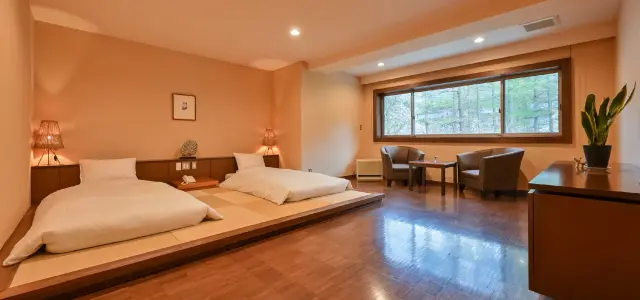 アジアリゾート風の客室「あかね」