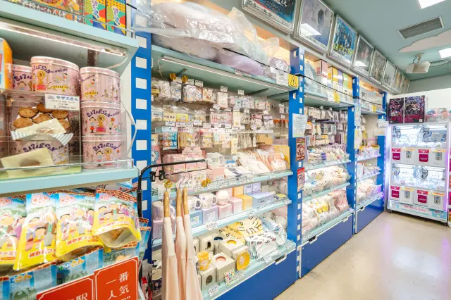 フジテレビの番組グッズが並ぶ