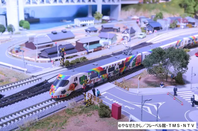 「四国鉄道文化館　南館」にて鉄道ジオラマを演出走行している