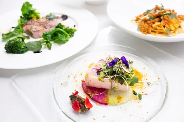 カジュアルなランチメニューも人気