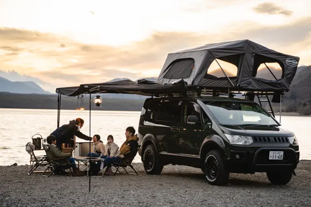 2〜4名向けの「Delica」。ファミリーにお勧め