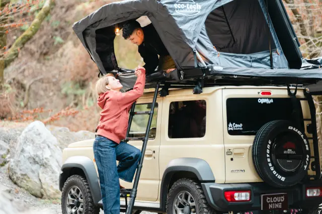 約3分でルーフトップの設営ができる仕様