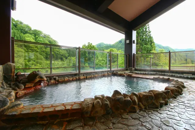 神経痛や疲労回復などの効能がある©株式会社リバティー