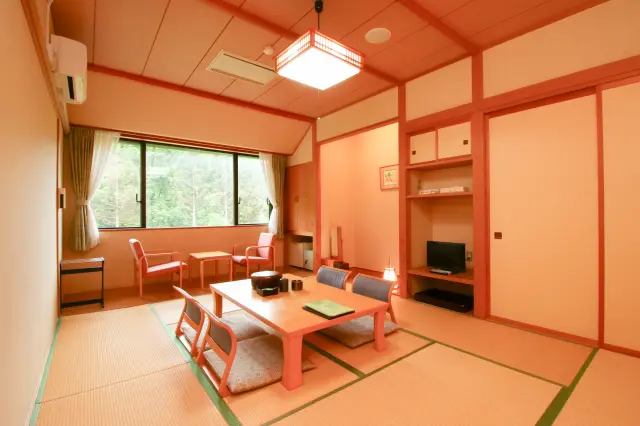 ファミリーでくつろげる落ち着いた和室©株式会社リバティー