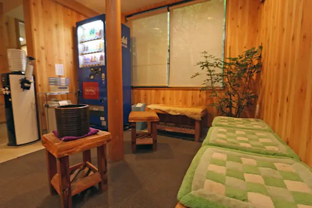 湯上がりに休憩スペースでゆったりできる