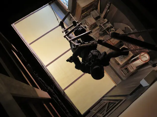 3階から1階に逃げるための縄はしご