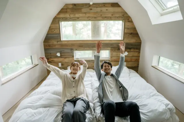 木の上で宿泊できるツリーハウス