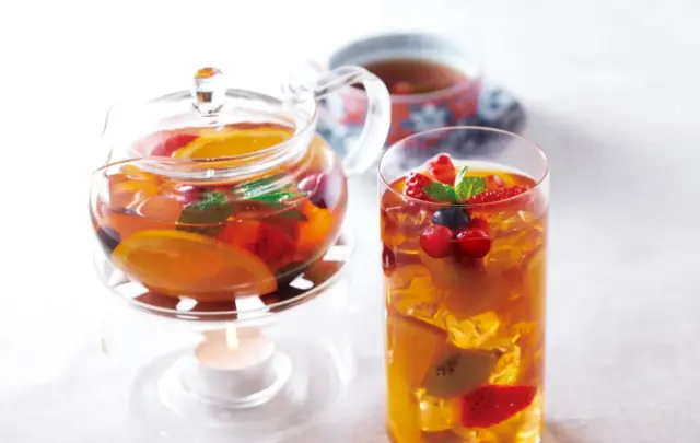 フルーツの香りが贅沢な「フルーツティー」
