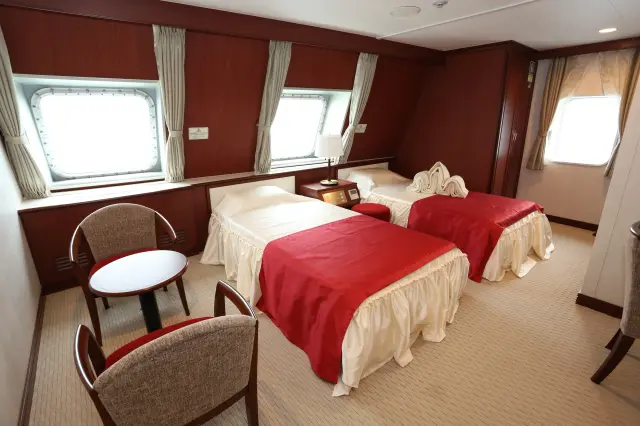 「フェリー波之上」の特等室
