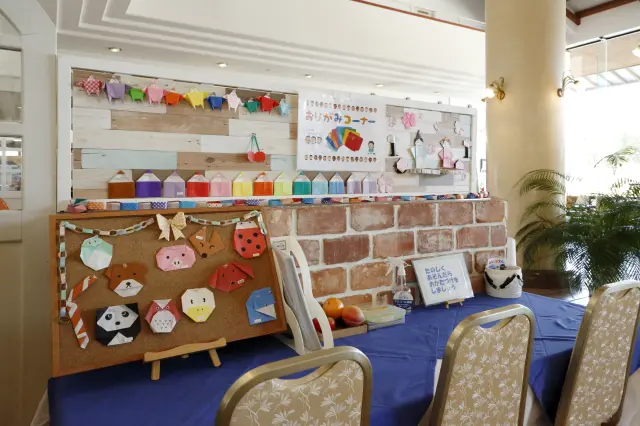 子どもが楽しめる「こどもコーナー」もあり、家族旅行に最適