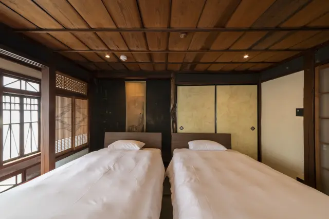 登録有形文化財の建物にも宿泊できる