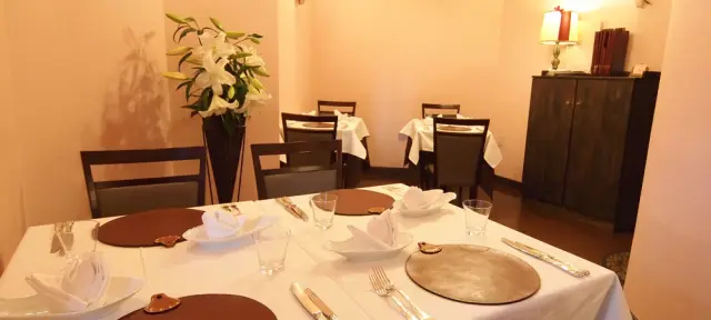 落ち着きのある店内