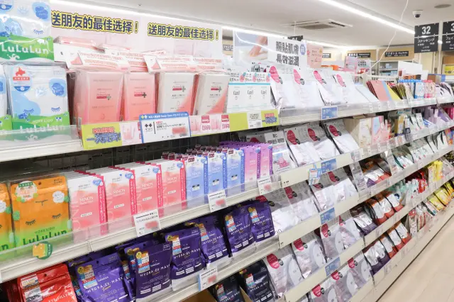 コスメコーナーも充実している